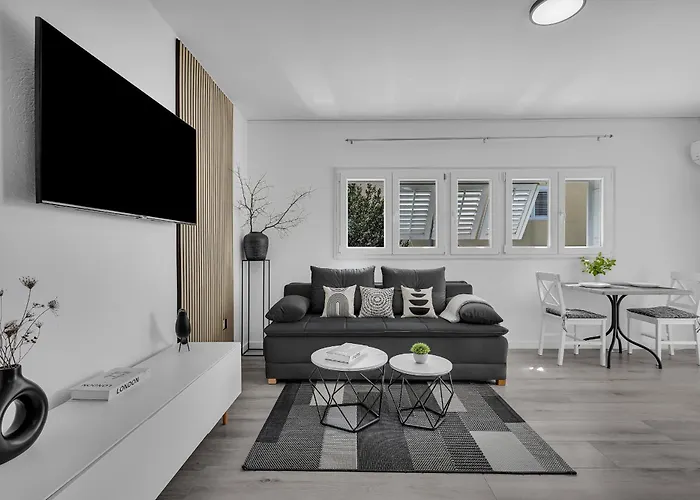 Mediterranean Living 3 Apartman Makarska