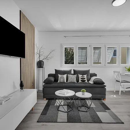 Mediterranean Living 3 公寓 马卡尔斯卡